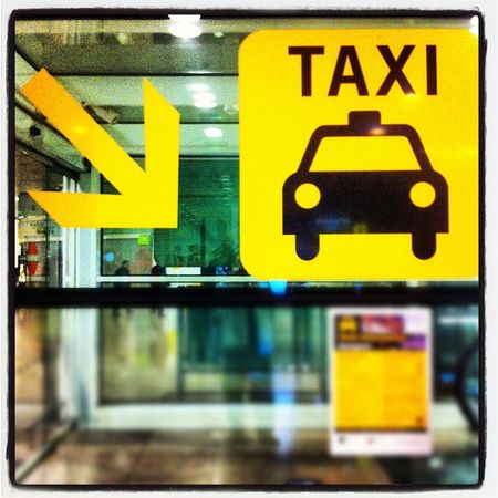 Avoid the expensive Ngurah Rai Airport taxi